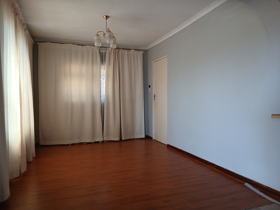 3 Bedroom Property for Sale in Pellsrus Eastern Cape